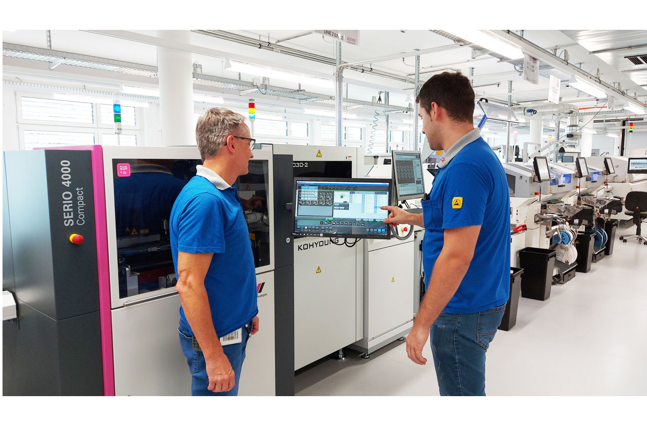 Hans Eichinger and Mladen Glisic are enthusiastic about the machine control