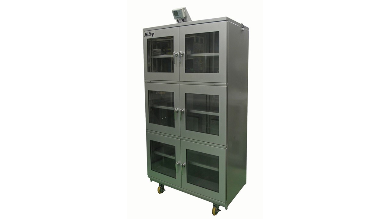 Seika Offers McDry Cabinets with Data Loggers