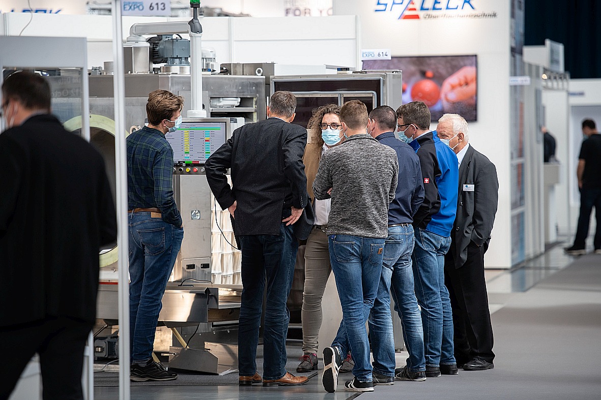 Its clear focus on the production steps involving deburring, rounding and  the production of precision surface finishes makes DeburringEXPO the ideal  presentation platform for current and new solutions. 
