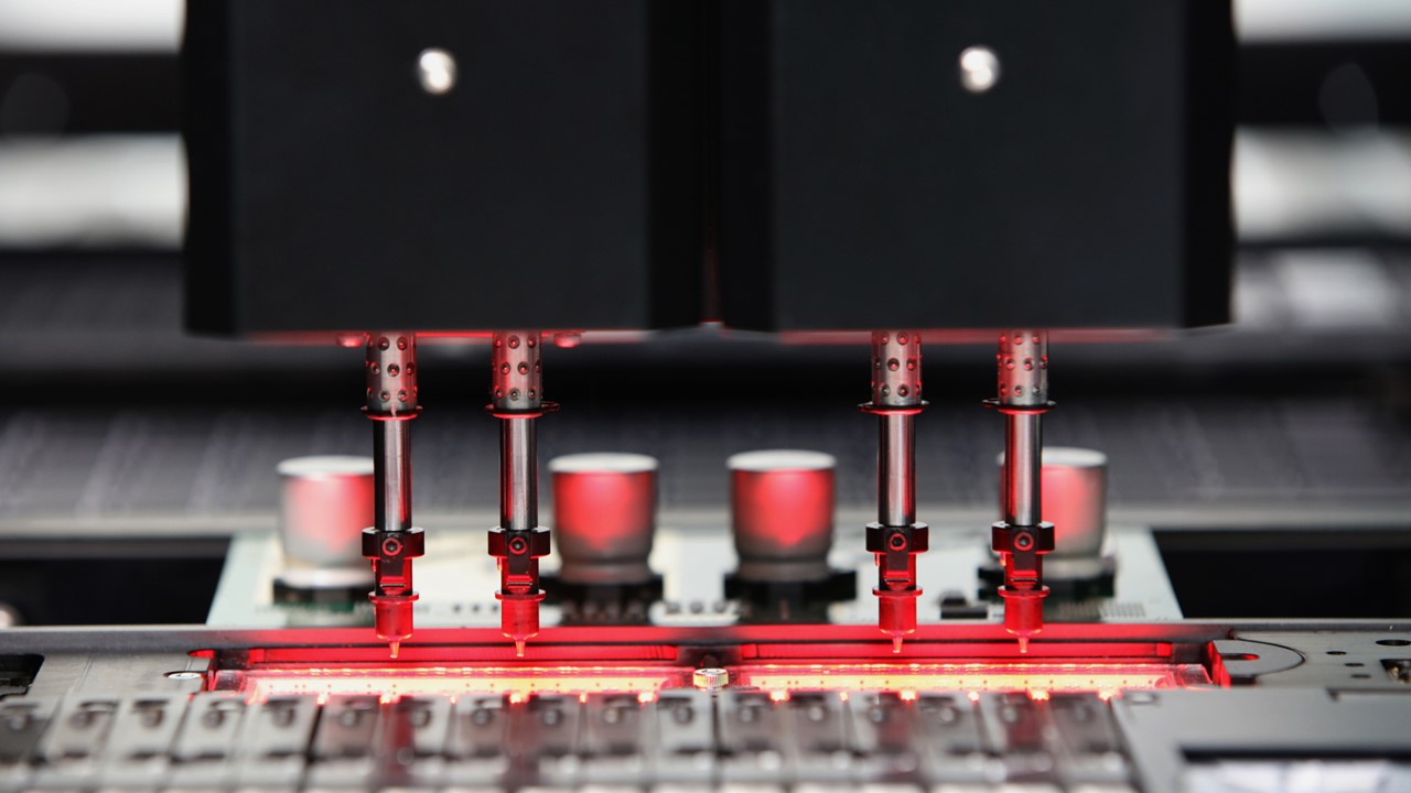 Essemtec introduces new machine models enhancing pick-and-place speed with FOX Ultra and PUMA Ultra