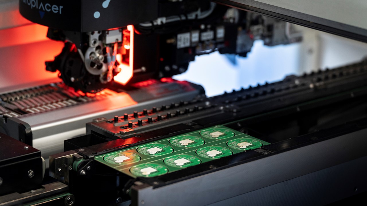 CEEI Strengthens Production Capabilities with Europlacer’s Flexible SMT Solutions CEEI Strengthens Production Capabilities with Europlacer’s Flexible SMT Solutions