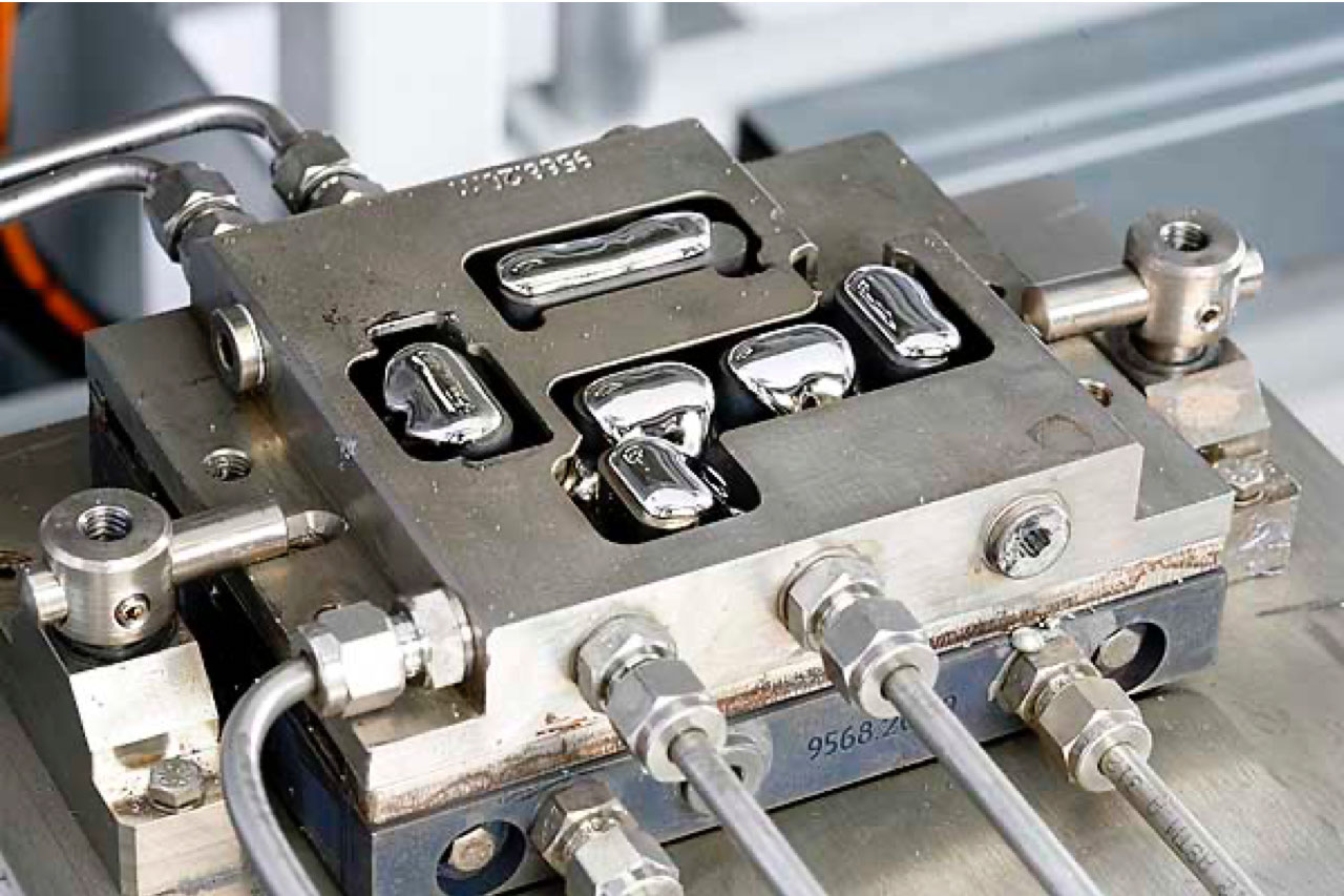 Perfect Interaction Between Nozzle and Titanium Soldering Mask Increases Precision and Reproducibility in Mini Wave Soldering Perfect Interaction Between Nozzle and Titanium Soldering Mask Increases Precision and Reproducibility in Mini Wave Soldering