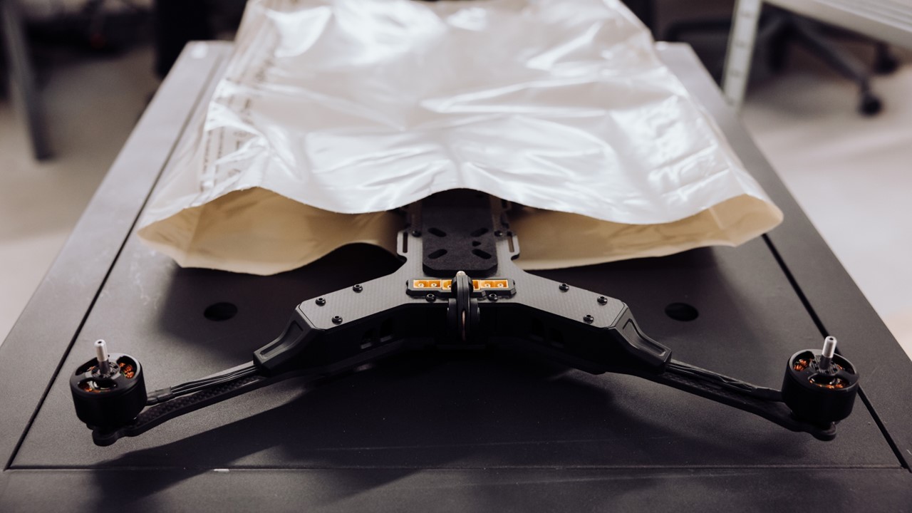 Croatian Tech Synergy: EcoCortec® and Orqa Partner to Secure Global Drone Shipments with Sustainable Packaging! Croatian Tech Synergy: EcoCortec® and Orqa Partner to Secure Global Drone Shipments with Sustainable Packaging!