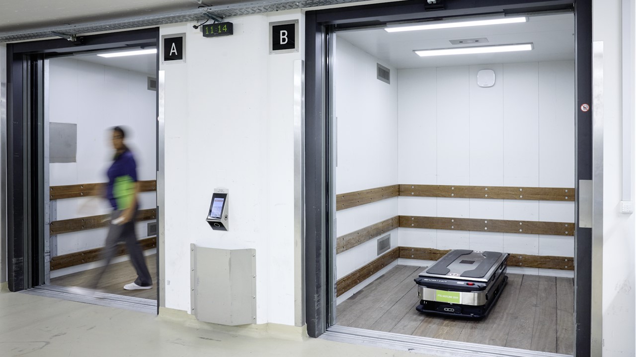 Schindler’s Elevators and Digital Solutions Help Robots Navigate a Major Hospital in Europe